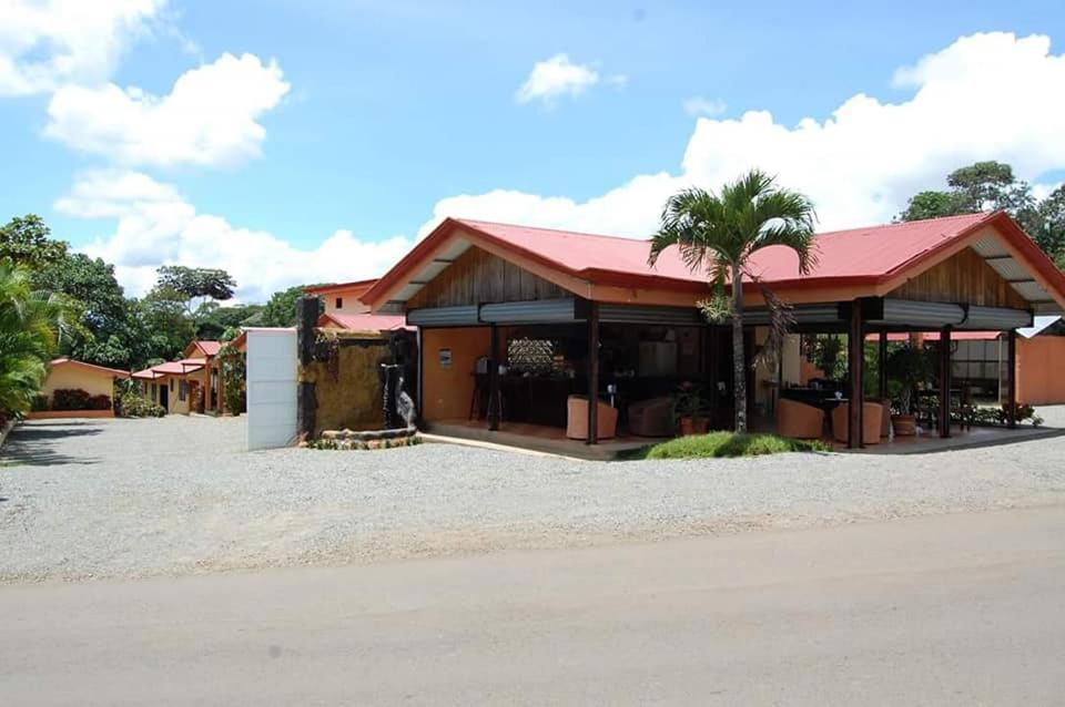 Hotel Amjeco San Isidro De El General Exterior photo